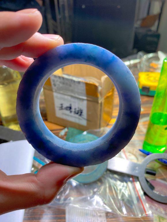 紫罗兰飘花翡翠值钱吗,紫罗兰翡翠飘花手镯-第5张图片-翡翠网 紫罗兰飘花翡翠值钱吗,紫罗兰翡翠飘花手镯-第5张图片-翡翠网