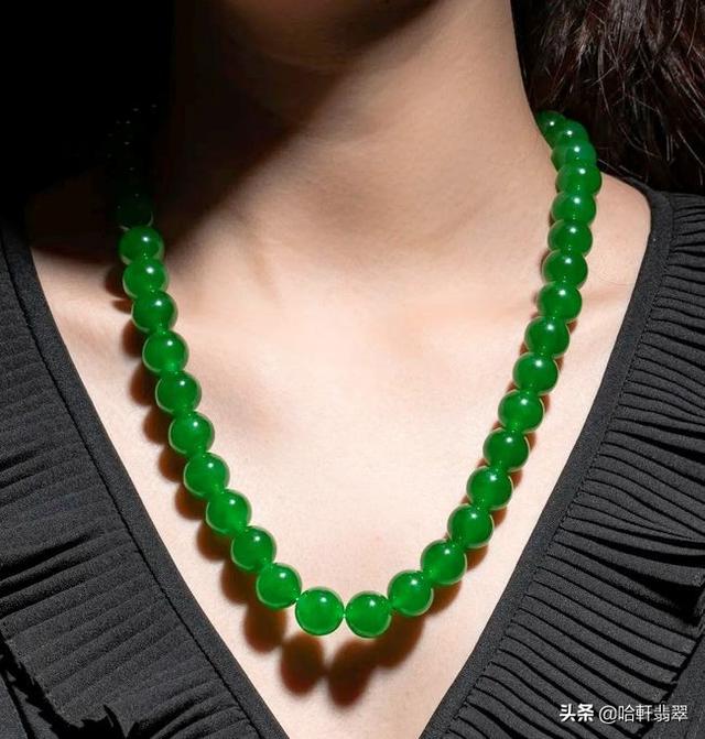 帝王绿翡翠戒指价格,帝王绿翡翠戒指图片-第8张图片-翡翠网 帝王绿翡翠戒指价格,帝王绿翡翠戒指图片-第8张图片-翡翠网