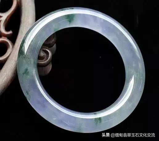 翡翠玉器手镯有到底有几种款式翡翠玉器手镯-第56张图片-翡翠网 翡翠玉器手镯有到底有几种款式翡翠玉器手镯-第56张图片-翡翠网