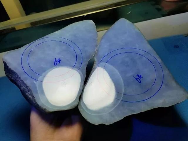 如何鉴别翡翠原石切开后达到了冰种,湖北糯冰种翡翠原石毛料-第3张图片-翡翠网 如何鉴别翡翠原石切开后达到了冰种,湖北糯冰种翡翠原石毛料-第3张图片-翡翠网