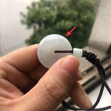 周大福买翡翠手镯好吗周大福店有翡翠手镯吗-第3张图片-翡翠网 周大福买翡翠手镯好吗周大福店有翡翠手镯吗-第3张图片-翡翠网