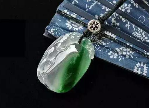 包含翡翠知识大全让你秒变行家的词条-第13张图片-翡翠网 包含翡翠知识大全让你秒变行家的词条-第13张图片-翡翠网