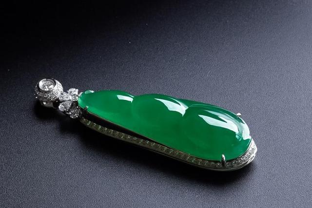 关于翡翠豆角冰种价格行情的信息-第7张图片-翡翠网 关于翡翠豆角冰种价格行情的信息-第7张图片-翡翠网