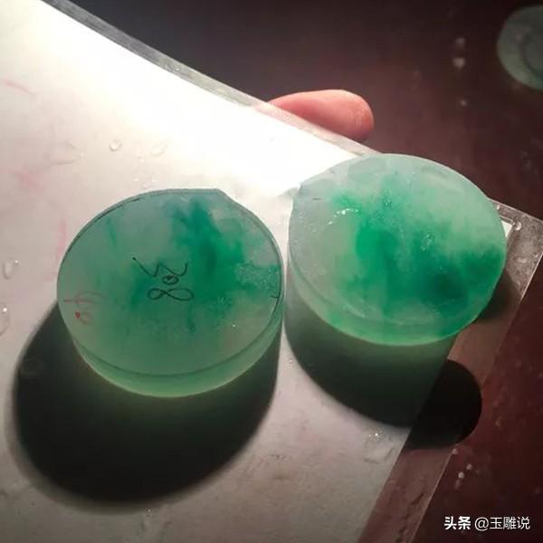 100万左右冰种翡翠手镯冰种翡翠手镯带翠-第3张图片-翡翠网 100万左右冰种翡翠手镯冰种翡翠手镯带翠-第3张图片-翡翠网