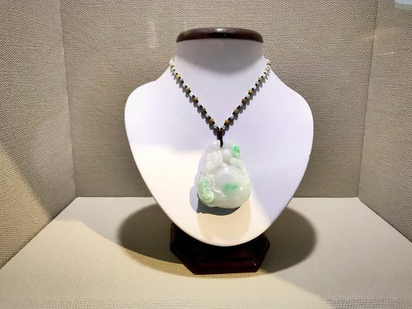 翡翠鼻烟壶市场价格翡翠毛石市场价格-第14张图片-翡翠网 翡翠鼻烟壶市场价格翡翠毛石市场价格-第14张图片-翡翠网