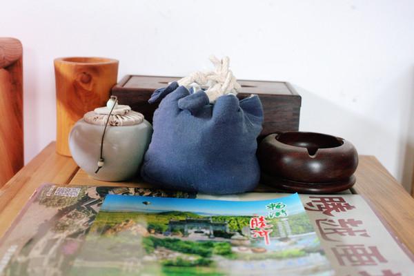 翡翠鼻烟壶市场价格翡翠毛石市场价格-第31张图片-翡翠网 翡翠鼻烟壶市场价格翡翠毛石市场价格-第31张图片-翡翠网