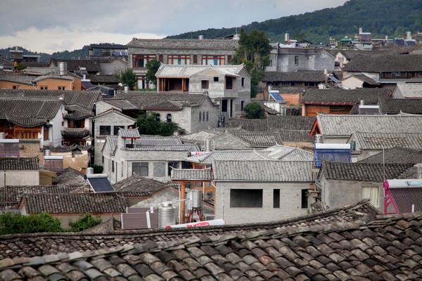 翡翠鼻烟壶市场价格翡翠毛石市场价格-第38张图片-翡翠网 翡翠鼻烟壶市场价格翡翠毛石市场价格-第38张图片-翡翠网