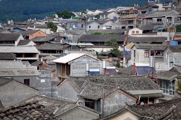 翡翠鼻烟壶市场价格翡翠毛石市场价格-第40张图片-翡翠网 翡翠鼻烟壶市场价格翡翠毛石市场价格-第40张图片-翡翠网