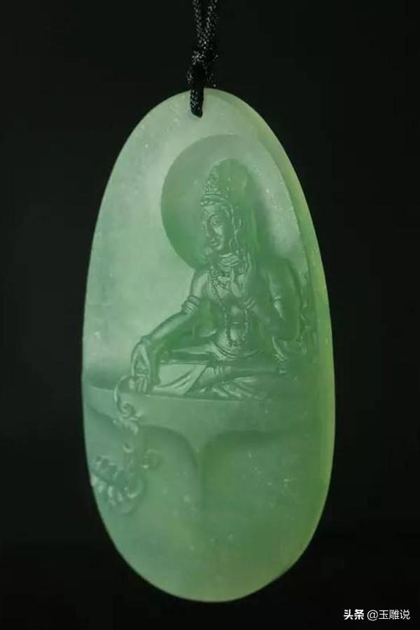 玻璃种帝王绿翡翠图片晴绿底玻璃种翡翠原石-第4张图片-翡翠网 玻璃种帝王绿翡翠图片晴绿底玻璃种翡翠原石-第4张图片-翡翠网