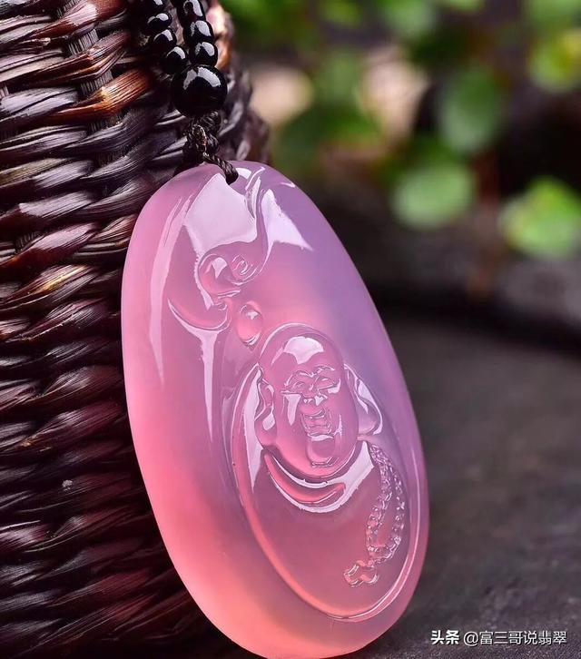 古代帝王紫翡翠手镯,极品帝王绿翡翠手镯价格-第6张图片-翡翠网 古代帝王紫翡翠手镯,极品帝王绿翡翠手镯价格-第6张图片-翡翠网