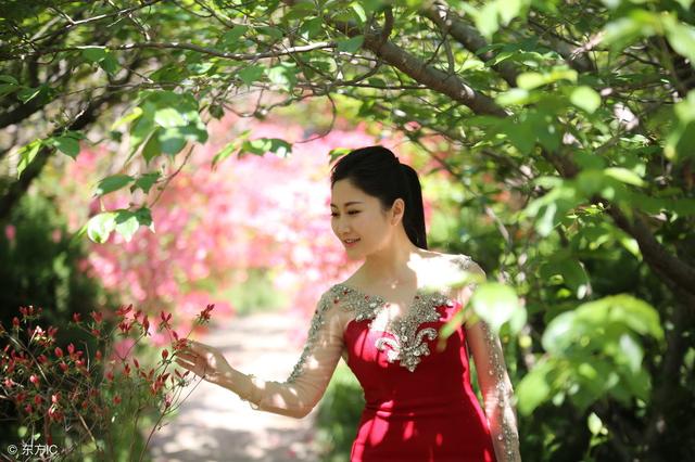 翡翠手镯知识讲解,翡翠讲解知识大全-第1张图片-翡翠网 翡翠手镯知识讲解,翡翠讲解知识大全-第1张图片-翡翠网