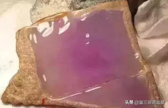 赌翡翠原石知识翡翠原石入门级知识大全-第4张图片-翡翠网 赌翡翠原石知识翡翠原石入门级知识大全-第4张图片-翡翠网