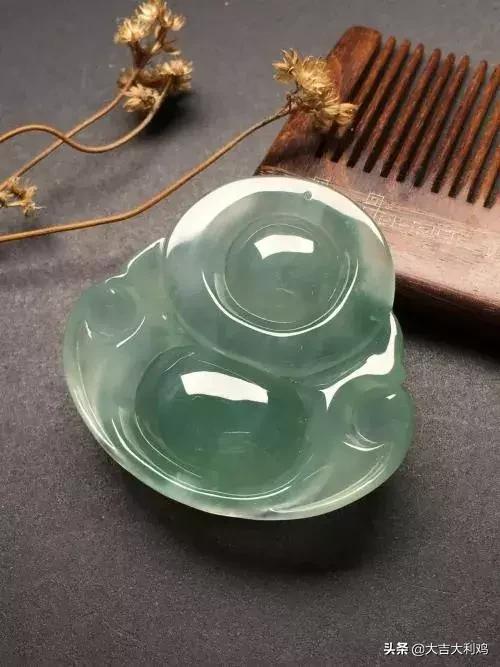 翡翠原石怎么区分种水,翡翠原石老料和新料怎样区分-第21张图片-翡翠网 翡翠原石怎么区分种水,翡翠原石老料和新料怎样区分-第21张图片-翡翠网