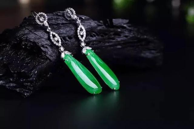 嫩种翡翠图片大全,翡翠种水图片大全-第2张图片-翡翠网 嫩种翡翠图片大全,翡翠种水图片大全-第2张图片-翡翠网