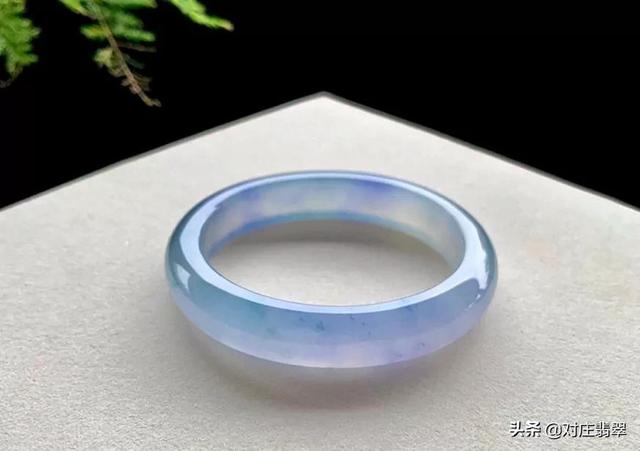 藕粉种翡翠翡翠手镯 藕粉地-第6张图片-翡翠网 藕粉种翡翠翡翠手镯 藕粉地-第6张图片-翡翠网