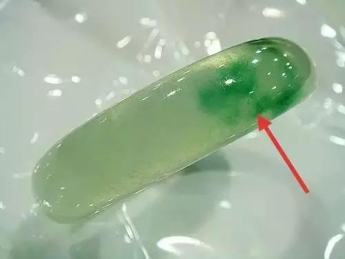 b类翡翠手镯的简单介绍-第4张图片-翡翠网 b类翡翠手镯的简单介绍-第4张图片-翡翠网