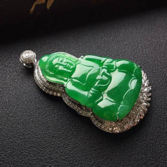 冰糯翡翠手镯可以养透,浅绿色翡翠冰糯种手镯价格-第2张图片-翡翠网 冰糯翡翠手镯可以养透,浅绿色翡翠冰糯种手镯价格-第2张图片-翡翠网