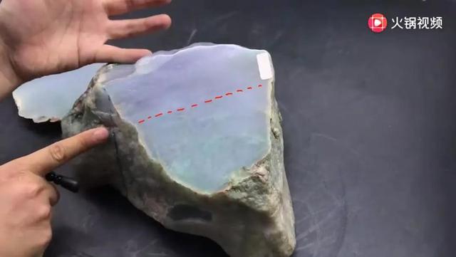 十个亿的紫罗兰翡翠原石,20亿玻璃种紫罗兰翡翠-第9张图片-翡翠网 十个亿的紫罗兰翡翠原石,20亿玻璃种紫罗兰翡翠-第9张图片-翡翠网