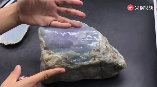 十个亿的紫罗兰翡翠原石,20亿玻璃种紫罗兰翡翠-第10张图片-翡翠网