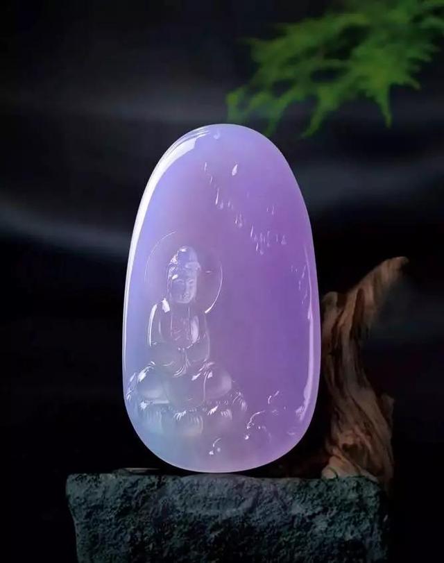 十个亿的紫罗兰翡翠原石,20亿玻璃种紫罗兰翡翠-第43张图片-翡翠网 十个亿的紫罗兰翡翠原石,20亿玻璃种紫罗兰翡翠-第43张图片-翡翠网