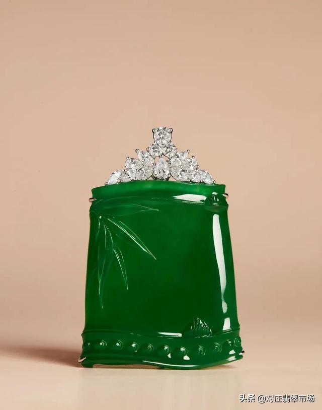 满绿翡翠吊坠真品价格,满绿翡翠吊坠图片-第12张图片-翡翠网 满绿翡翠吊坠真品价格,满绿翡翠吊坠图片-第12张图片-翡翠网