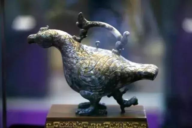 翡翠的专业知识视频讲解,翡翠知识讲解视频九鼎翡翠-第10张图片-翡翠网 翡翠的专业知识视频讲解,翡翠知识讲解视频九鼎翡翠-第10张图片-翡翠网