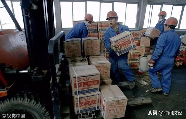 包含龙泉二锅头52度翡翠绿价格的词条-第2张图片-翡翠网