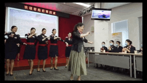 翡翠香烟中支价格表和图片最早翡翠香烟价格表-第3张图片-翡翠网 翡翠香烟中支价格表和图片最早翡翠香烟价格表-第3张图片-翡翠网