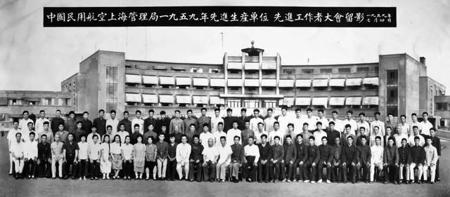 翡翠香烟中支价格表和图片最早翡翠香烟价格表-第5张图片-翡翠网 翡翠香烟中支价格表和图片最早翡翠香烟价格表-第5张图片-翡翠网