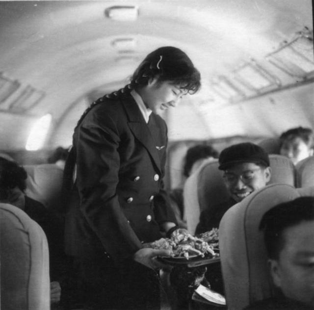 翡翠香烟中支价格表和图片最早翡翠香烟价格表-第9张图片-翡翠网 翡翠香烟中支价格表和图片最早翡翠香烟价格表-第9张图片-翡翠网