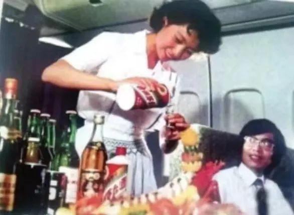 翡翠香烟中支价格表和图片最早翡翠香烟价格表-第10张图片-翡翠网 翡翠香烟中支价格表和图片最早翡翠香烟价格表-第10张图片-翡翠网