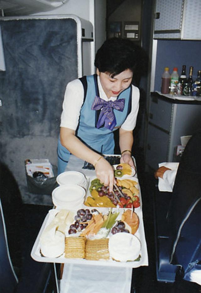 翡翠香烟中支价格表和图片最早翡翠香烟价格表-第12张图片-翡翠网 翡翠香烟中支价格表和图片最早翡翠香烟价格表-第12张图片-翡翠网