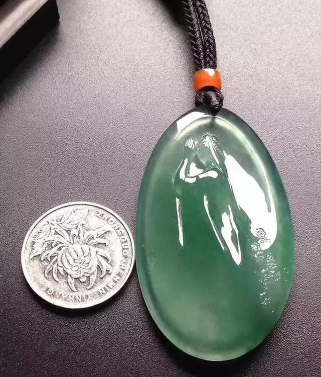 翡翠原石放水里翡翠原石放水里好吗-第18张图片-翡翠网 翡翠原石放水里翡翠原石放水里好吗-第18张图片-翡翠网