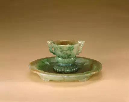 翡翠极品手镯,翡翠极品手镯几亿元-第43张图片-翡翠网 翡翠极品手镯,翡翠极品手镯几亿元-第43张图片-翡翠网