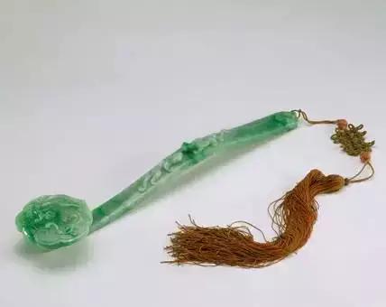 翡翠极品手镯,翡翠极品手镯几亿元-第54张图片-翡翠网 翡翠极品手镯,翡翠极品手镯几亿元-第54张图片-翡翠网