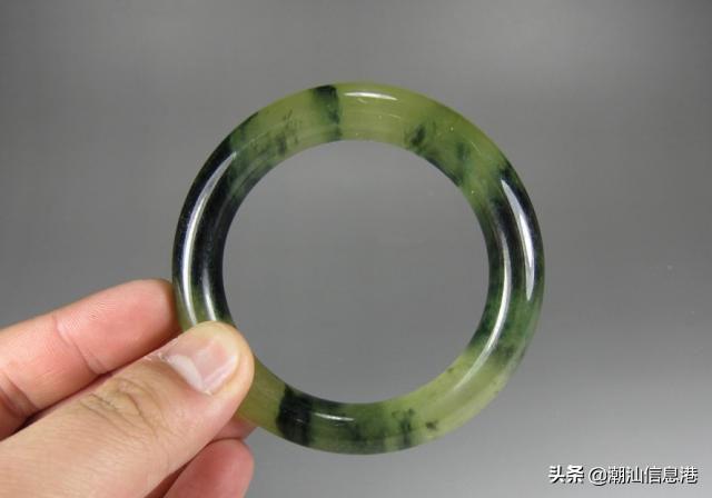 广东四会目前翡翠原石价格行情,广东四会翡翠原石市场-第6张图片-翡翠网 广东四会目前翡翠原石价格行情,广东四会翡翠原石市场-第6张图片-翡翠网