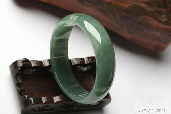 包含翡翠知识大全15问的词条-第8张图片-翡翠网 包含翡翠知识大全15问的词条-第8张图片-翡翠网