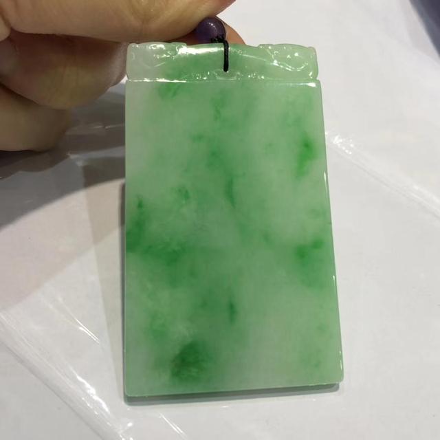 翡翠挂件怎么绑绳子视频,翡翠挂件知识视频-第3张图片-翡翠网 翡翠挂件怎么绑绳子视频,翡翠挂件知识视频-第3张图片-翡翠网