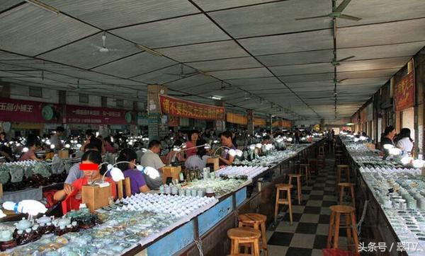 翡翠手镯不想要了卖哪里翡翠手镯去哪里-第20张图片-翡翠网 翡翠手镯不想要了卖哪里翡翠手镯去哪里-第20张图片-翡翠网