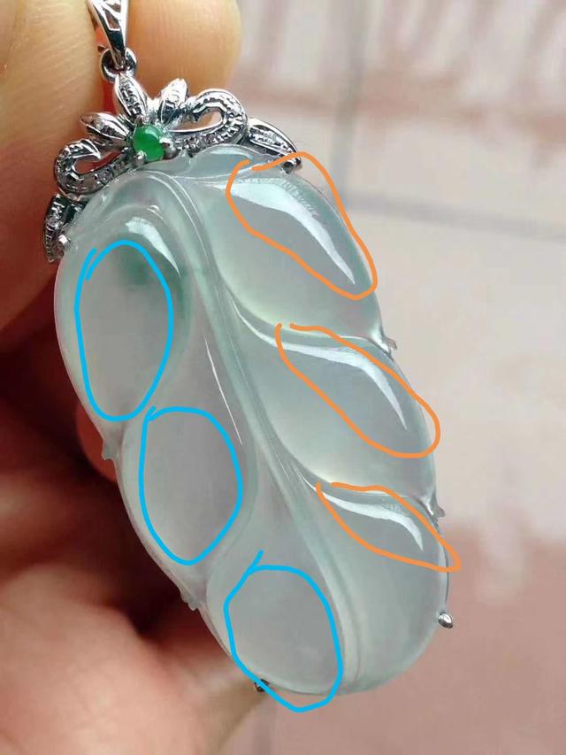 翡翠手镯起光什么意思,翡翠手镯什么是起胶-第1张图片-翡翠网 翡翠手镯起光什么意思,翡翠手镯什么是起胶-第1张图片-翡翠网