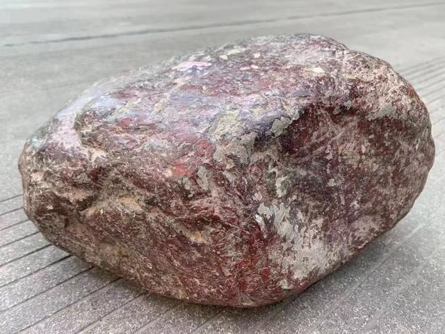 5万元春带彩翡翠手镯,春带彩翡翠手镯豆种-第7张图片-翡翠网 5万元春带彩翡翠手镯,春带彩翡翠手镯豆种-第7张图片-翡翠网