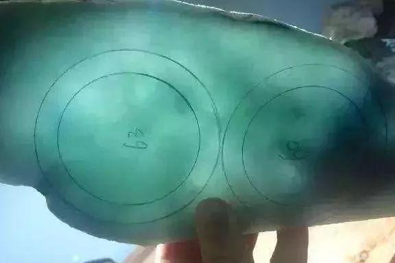 瑞丽的翡翠手镯瑞丽翡翠手镯价格表-第2张图片-翡翠网 瑞丽的翡翠手镯瑞丽翡翠手镯价格表-第2张图片-翡翠网