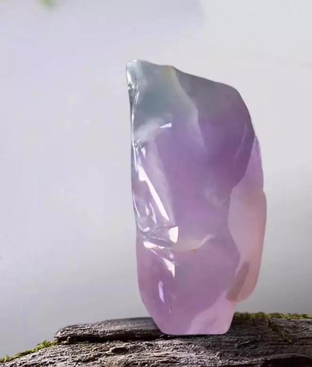 紫罗兰翡翠玉镯一般要多少钱紫罗兰翡翠原石-第45张图片-翡翠网