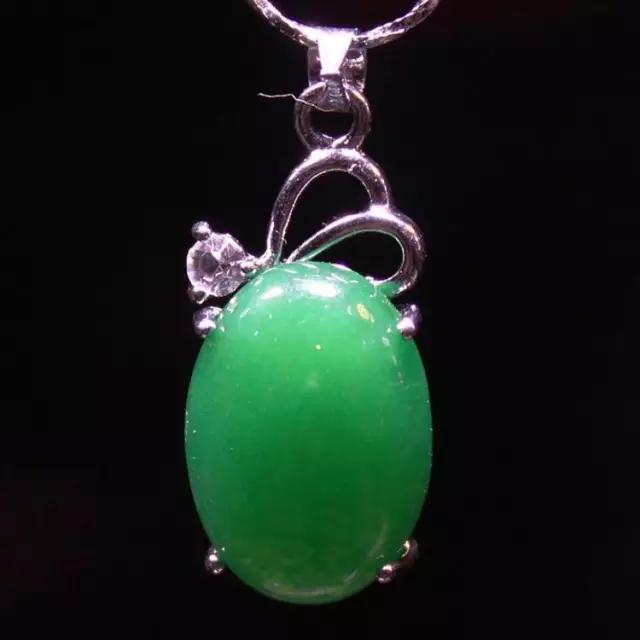 假翡翠叫什么,假翡翠用什么泡出来的-第2张图片-翡翠网