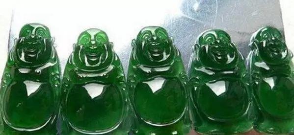 假翡翠叫什么,假翡翠用什么泡出来的-第4张图片-翡翠网