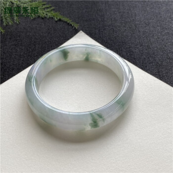 真的翡翠手镯价格翡翠a货手镯价格-第1张图片-翡翠网 真的翡翠手镯价格翡翠a货手镯价格-第1张图片-翡翠网