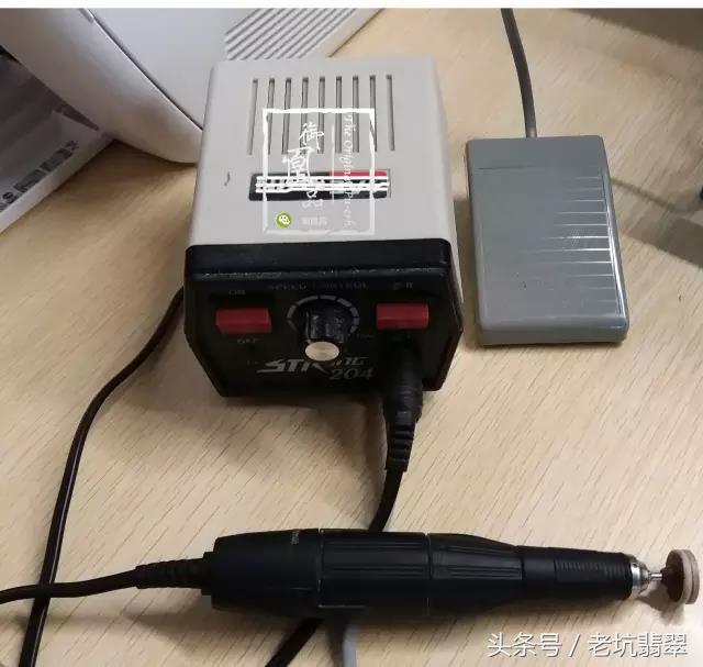 豆种满绿翡翠手镯值得收藏吗老玉翡翠满绿手镯价格-第22张图片-翡翠网 豆种满绿翡翠手镯值得收藏吗老玉翡翠满绿手镯价格-第22张图片-翡翠网