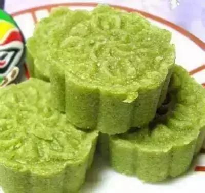 翡翠手镯细豆种2000左右粗豆种翡翠手镯价格-第6张图片-翡翠网 翡翠手镯细豆种2000左右粗豆种翡翠手镯价格-第6张图片-翡翠网