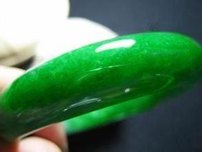翡翠手镯细豆种2000左右粗豆种翡翠手镯价格-第21张图片-翡翠网 翡翠手镯细豆种2000左右粗豆种翡翠手镯价格-第21张图片-翡翠网