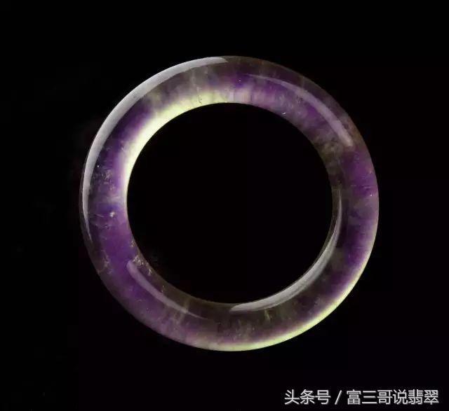 翡翠原石春料什么意思,翡翠原石红春-第14张图片-翡翠网 翡翠原石春料什么意思,翡翠原石红春-第14张图片-翡翠网